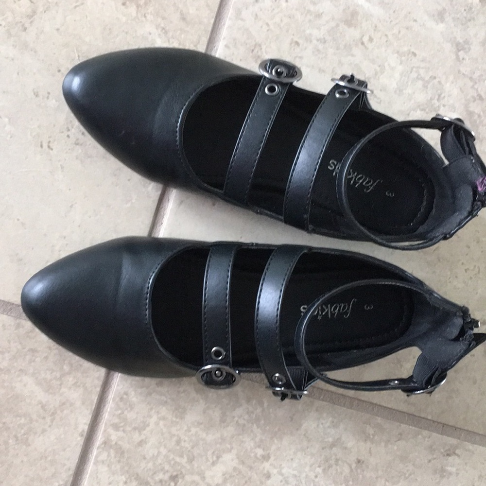 Fab kids sz 3 black dress shoes